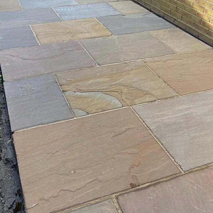 Raj green sandstone paving 900 x 600